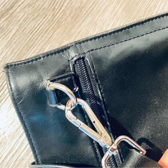 DANIER BLACK LEATHER VINTAGE CROSSBODY SHOULDER WOMEN BAG - Picture 14 of 17